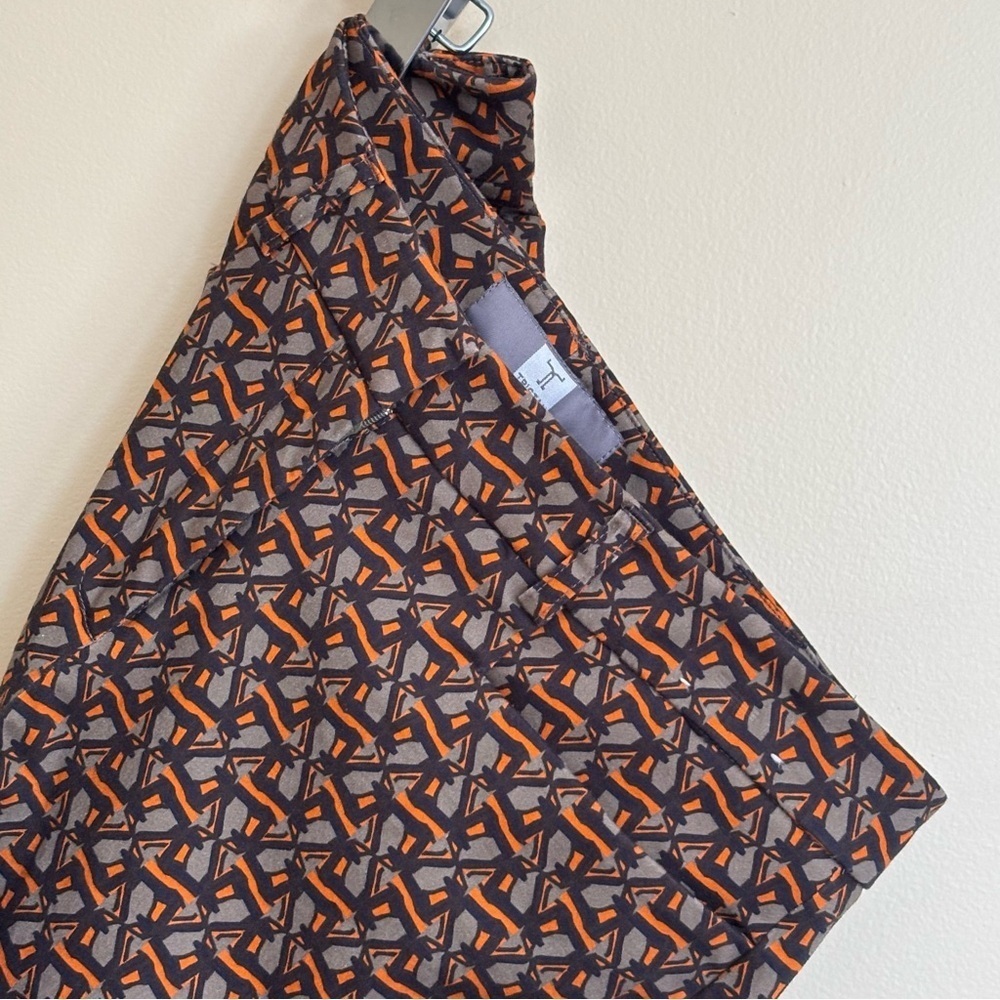 Tristan| Geometric Orange Black Print Capris Sz 6